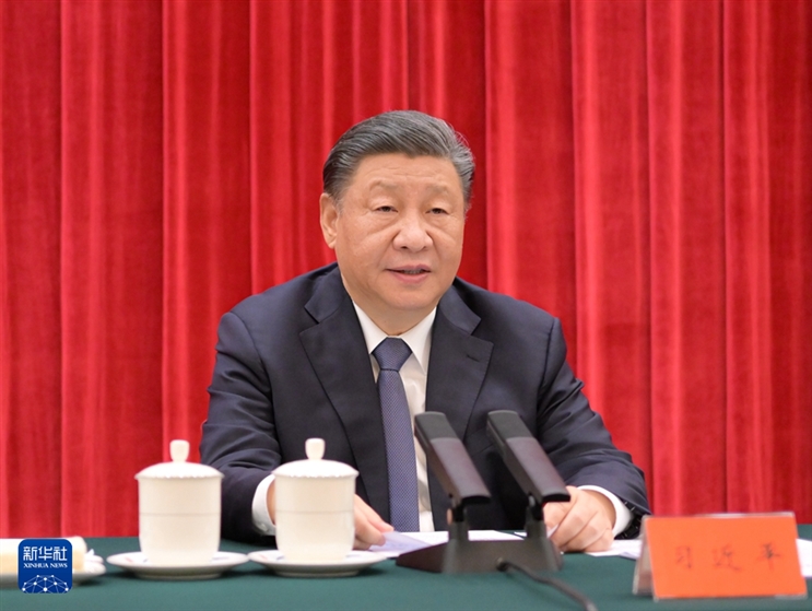 中共中央举行纪念毛泽东同志诞辰130周年座谈会 习近平发表重要讲话